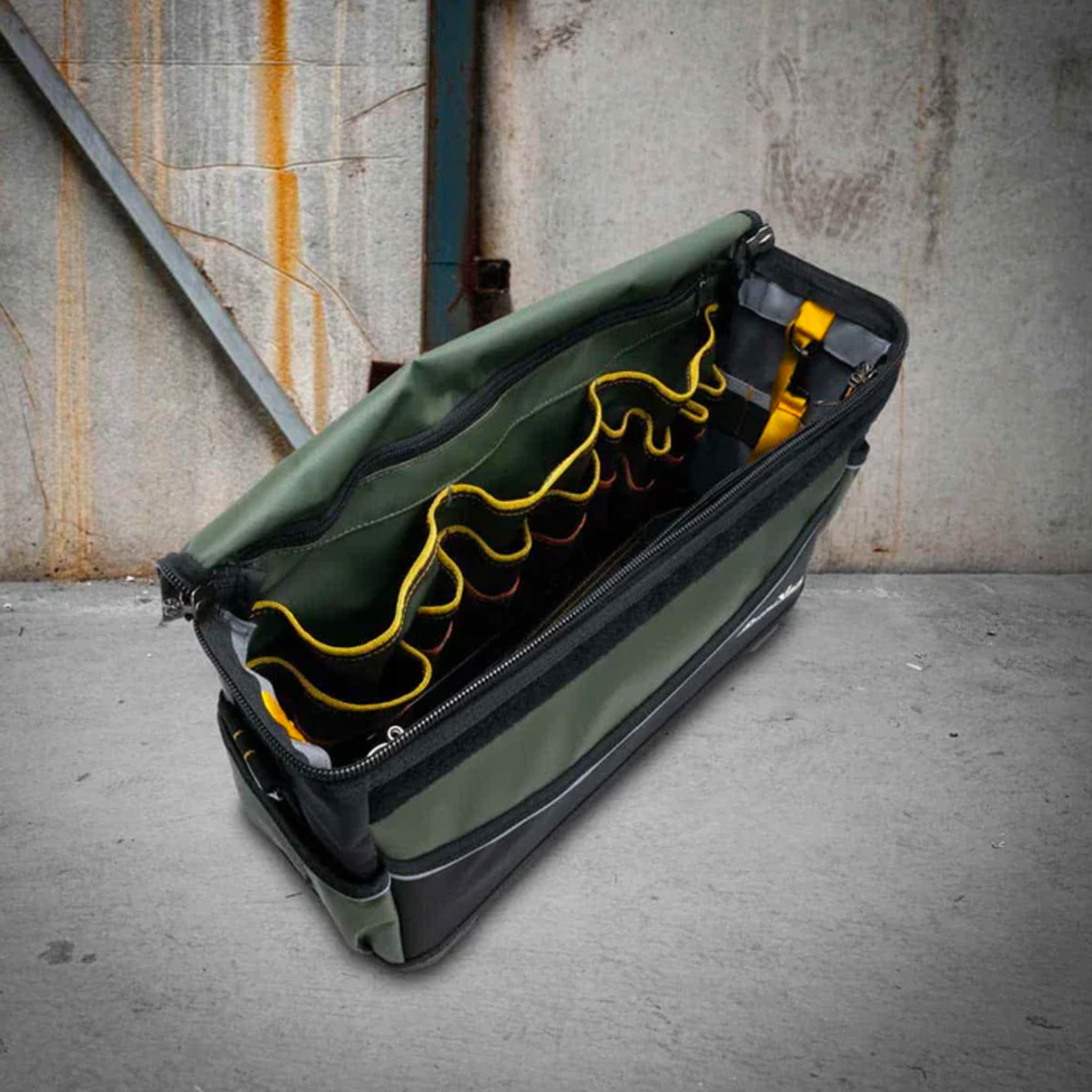 rugged xtremes deluxe green medium pvc tool bag