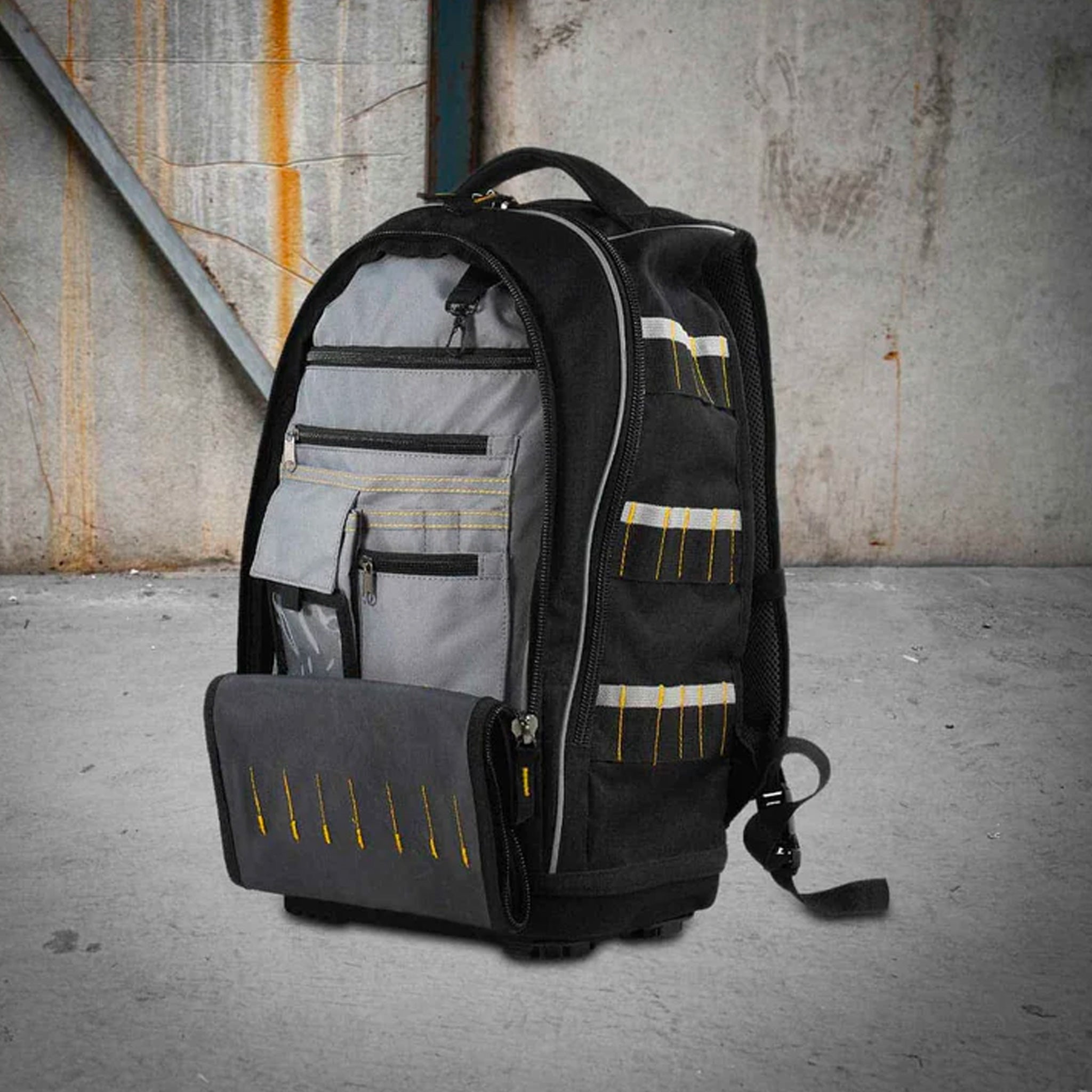 rugged xtremes podconnect backpack