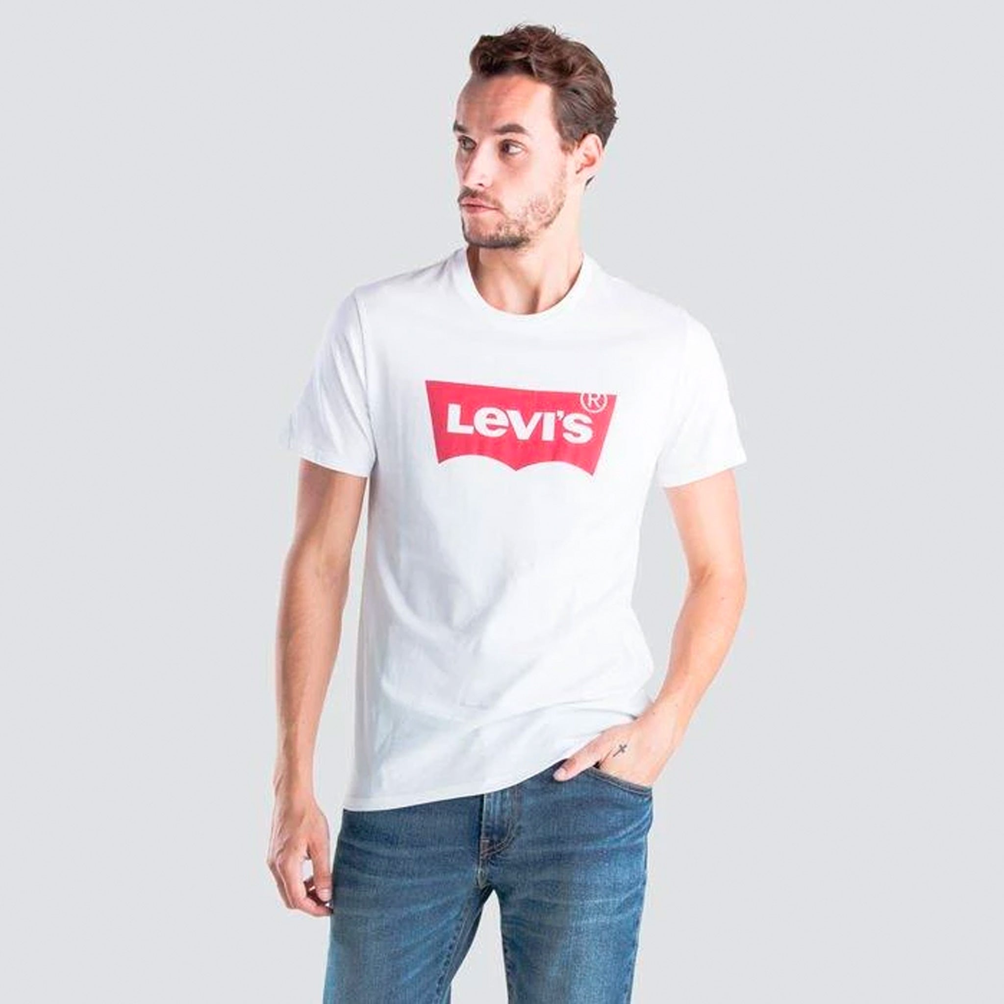 levi's white classic logo tee